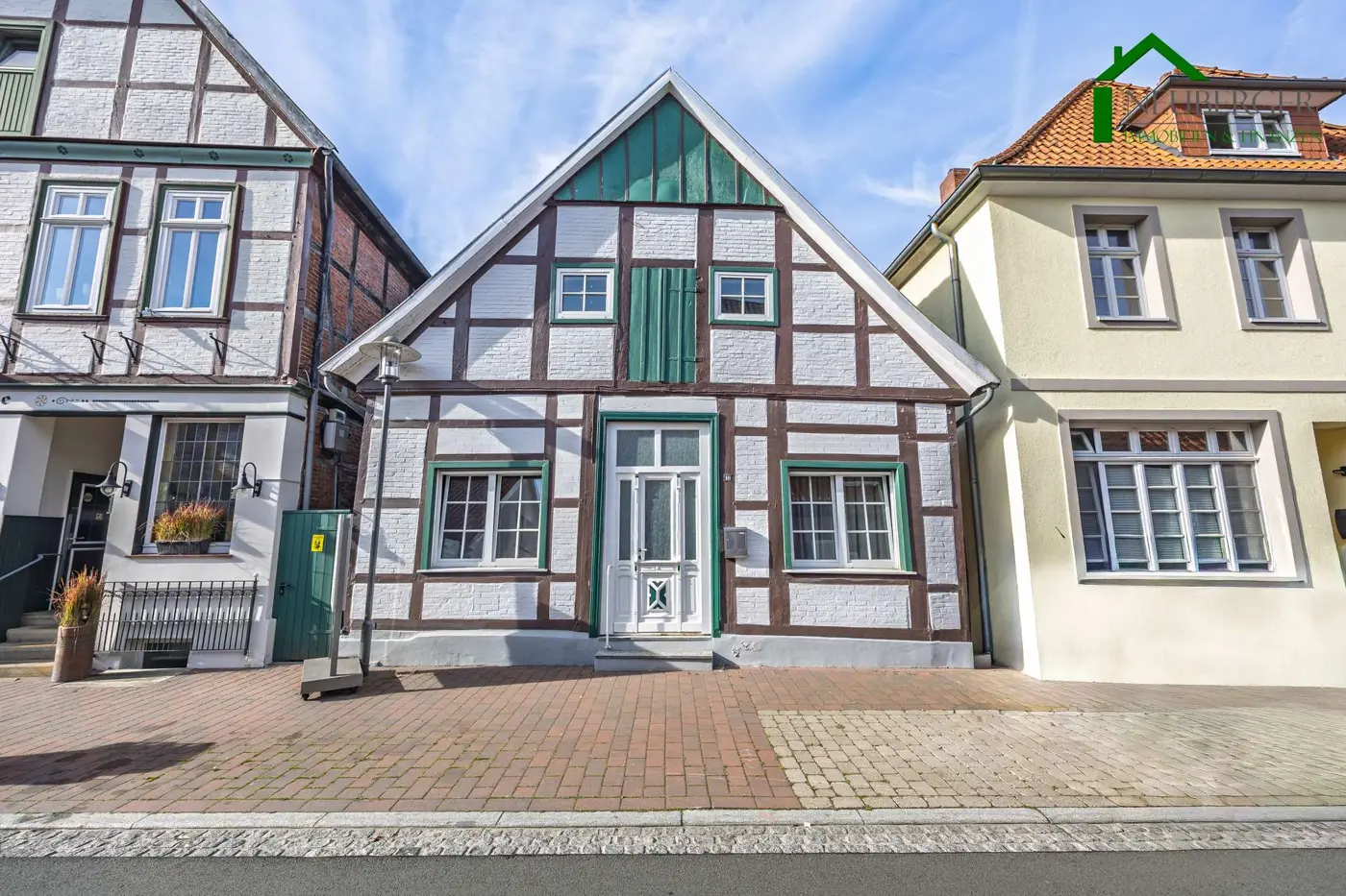 Fachwerk mit Zukunft – denkmalgeschütztes Stadthaus mit Einliegerwohnung in der Altstadt – Bild 2