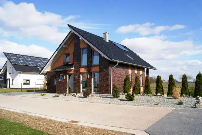 Exklusives Einfamilienhaus mit Garage