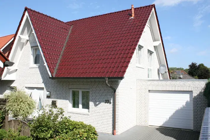 Gepflegtes Einfamilienhaus mit Garage