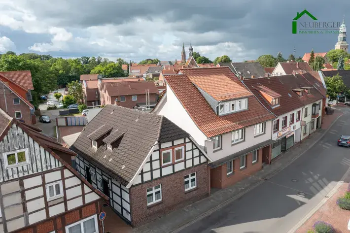 Gepflegtes Wohn- und Gewerbe-Ensemble in zentraler Lage